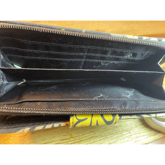 VERA BRADLEY | Wallet One Size Black Yellow Floral - Picture 4 of 4